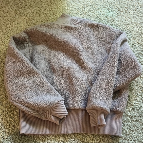 Varley Roselle Half Zip Fleece Sweatshirr in Sphinx - Picture 4 of 5